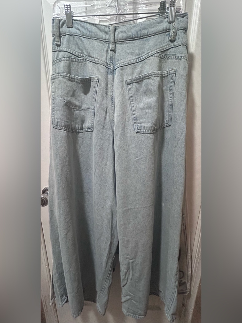 FREE PEOPLE We The Free Westward Demi Jeans Size 30R - Picture 4 of 14